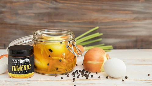 Turmeric-Eggs-and-Pickled-Carrot.jpg